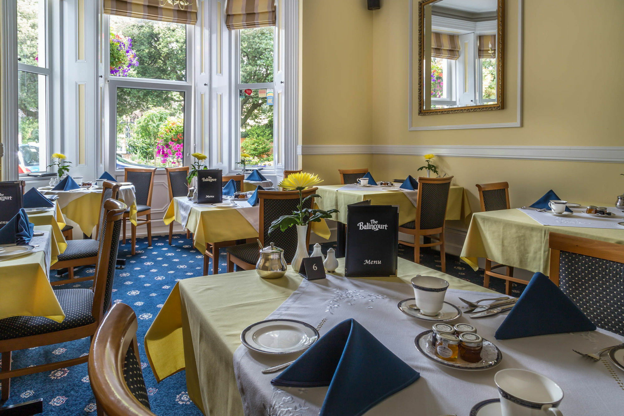 Balincourt Hotell Bournemouth Eksteriør bilde The dining room at the hotel